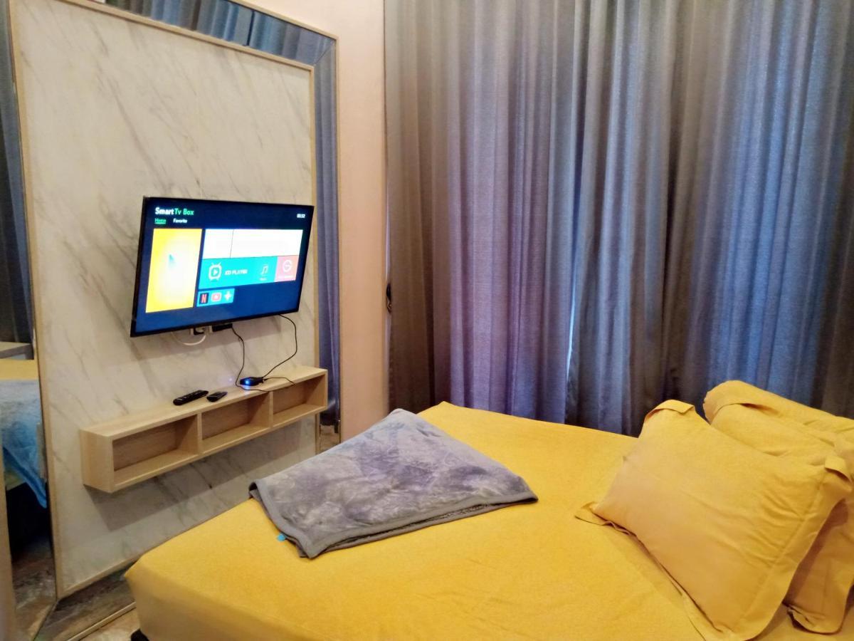 Villa Valencia Бату Экстерьер фото
